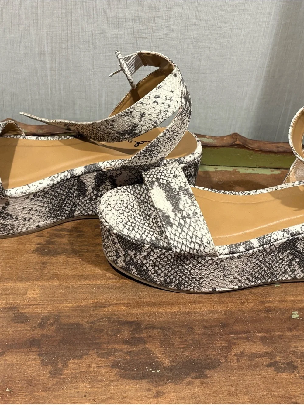 Qupid White and Gray Snake-Print Ankle Strap Sandals
